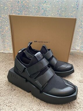 United nude Mega Run Sz 36 /US 6 Black platform sneaker